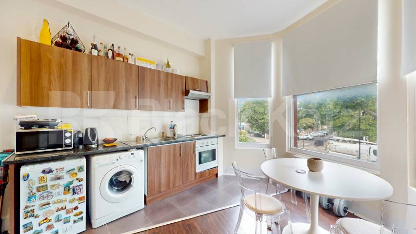 Modern Apartment Sutherland Avenue, Maida Vale